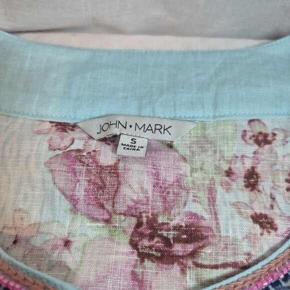 John Mark Women's Size S Floral Print Embroidered and Beaded Tunic Blue Pink (53 - Picture 9 of 13